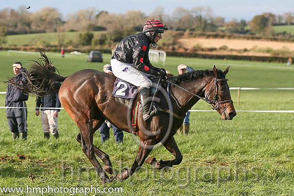 01st BILLY BILLY and B G Crawford ( 2 , BLACK; black,red spots sleeves; black  red hooped cap ) Trainer: S.R.B. Crawford,, Owner : W. Andrew Cromie