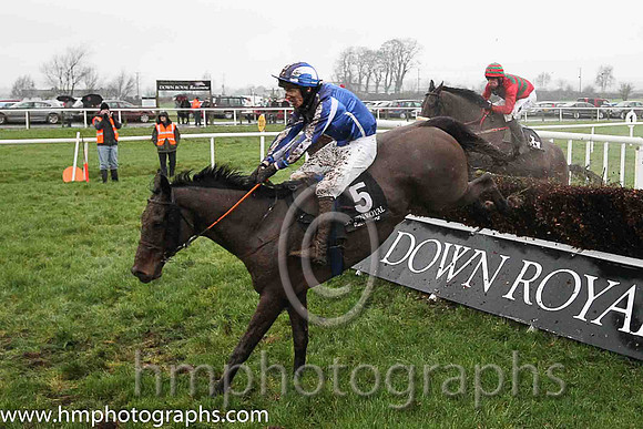 07th Noble Prince (GER) ( 5 , royal blue, white seams ) and G.A. Spain (7) - Trainer : Paul Nolan - Owner : Gerard A. Spain