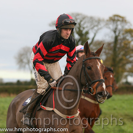 01st YOU MUST KNOW ME and B O'Neill ( 4 , RED,black chevrons; red,black chevrons sleeves; red  black qtd cap ) Trainer: D.M. Christie,, Owner : Alistair Corrigan