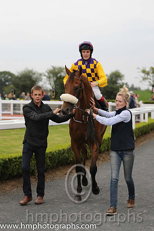 03rd Street Taipan (USA) ( 6 , yellow and purple check ) and F.M. Berry - Trainer : M.D. O'Callaghan - Owner : Tan Kai Chah