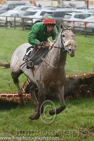 10th Big Vincey ( 7 , light green, red cap ) and P.A. Gallagher (5) - Trainer : Eoin Gerard Barry - Owner : N.Coburn