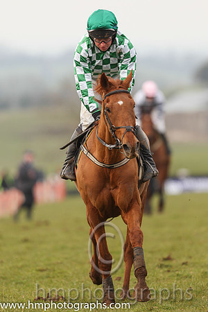 01st Tareesh Lane (10, green and white check) and N McParlan , Trainer Sean McParlan ; Owner Paddy Madine