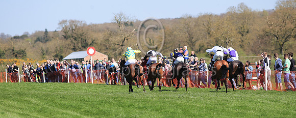 01st SHANROE AL C and J C Barry ( 7 , DARK BLUE,yellow hollow box; dark blue  yellow hlvd sleeves; dark blue cap,yellow diamond ) Trainer: Karl Thornton , Owner : Brian Smyth