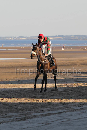 02 Moonbi Creek & Mr R P McNamara - 2nd (2,dark green, red chevron ) - FT8E1075-6