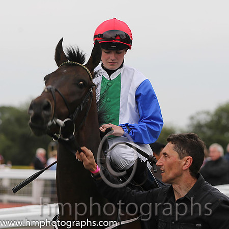 09th Varrane ( 5 , white, emerald green panel ) and Caroline Murtagh (7) - Trainer : J.P. Murtagh - Owner : Oaktree Racing Club