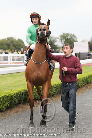 03rd Easy Boy ( 6 , emerald green, white hooped slvs ) and C.T. Keane - Trainer : Patrick Martin - Owner : T. F. Brennan