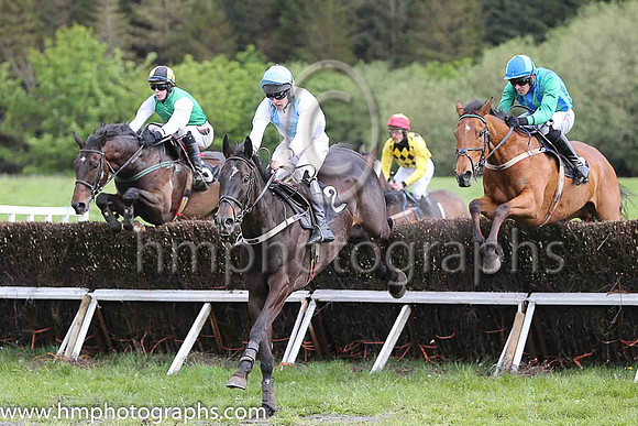 01st CHAMPIONE and M J O'Hare ( 2 , WHITE,light blue chevron; white sleeves; light blue cap ) Trainer: J.G. Cosgrave,, Owner : J.G. Cosgrave