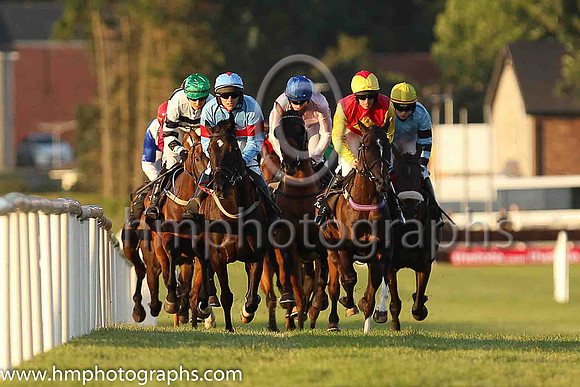 07th Tibbie's Court (11, light blue red hoop) and Me N Gault, trainer S Michael Millar, owner James P Hynes