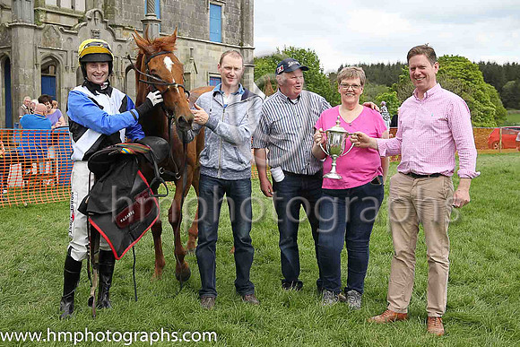 01st KINNACALLY and J C Barry ( 4 ,Antrim (H) - BLACK,white cross belts; blue sleeves; yellow cap ) Trainer: Paul McAleese,, Owner : William Logan