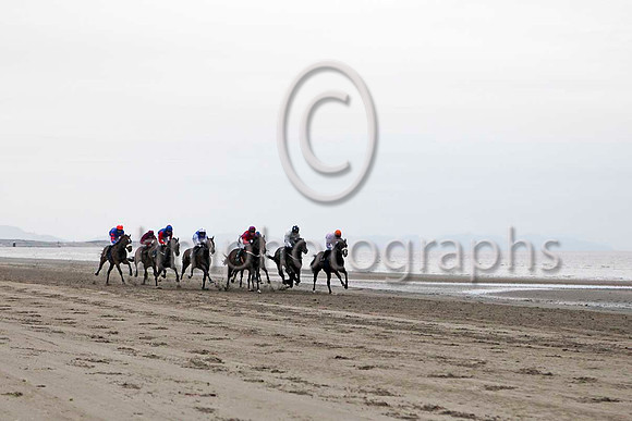 Romeo's On Fire , Winner left of picture, Jockey Mr K E Powers -IMG_9555-e2