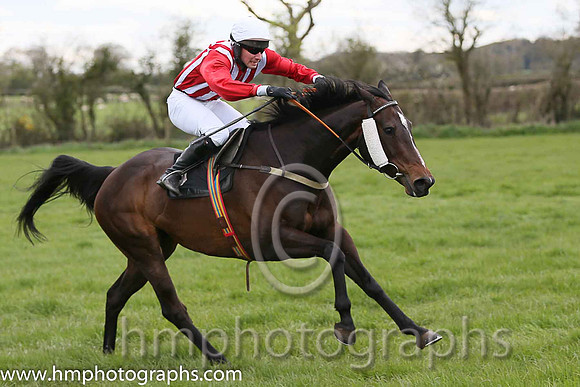 01st ANSEANACHAI CLISTE and M McConville ( 3 , RED  WHITE STRIPES; red, plain sleeves; white cap ) Trainer: Stephen McConville,, Owner : Michael McConville