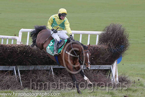 LAST MOVE and N McParlan ( 9 , YELLOW,emerald green diabolo; yellow sleeves; yellow cap ) Trainer: Sean McParlan,, Owner : Sean McParlan