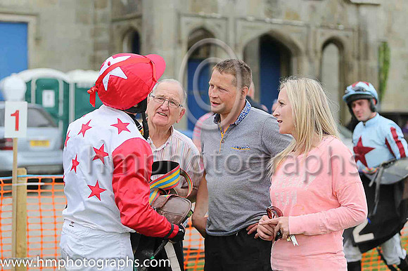 01st THE TRIGGER and J J Codd ( 13 , WHITE,red stars; red, plain sleeves; red cap,white star ) Trainer: Caroline McCaldin,, Owner : James Killen