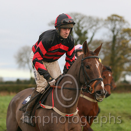 01st YOU MUST KNOW ME and B O'Neill ( 4 , RED,black chevrons; red,black chevrons sleeves; red  black qtd cap ) Trainer: D.M. Christie,, Owner : Alistair Corrigan