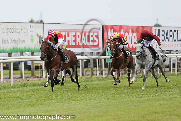01st Confrontational and Shane Foley, trainer John Joseph Murphy