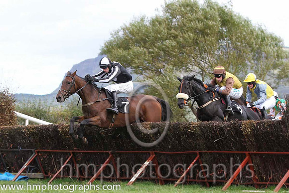 02 Tousupreme & D O'Connor - 2nd (7, black, white disc) - FT8E8269-61