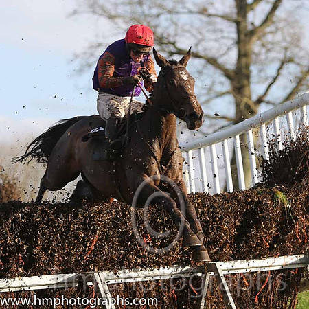06 Steel's Cotton and N McParlan - PU - 06th (9 ,violet, royal stewart tartan sleeves ) Trainer - I R Ferguson