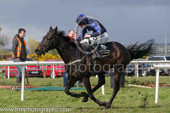 02nd Danielle?s Journey ( 6 , dark blue, white star ) and A E Lynch - Trainer : S R B Crawford - Owner : Realta Horse Racing Club