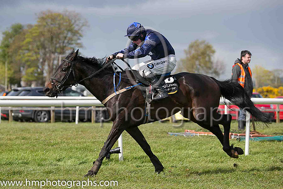 02nd Danielle?s Journey ( 6 , dark blue, white star ) and A E Lynch - Trainer : S R B Crawford - Owner : Realta Horse Racing Club
