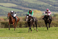01 Chosen Dream & S Clements - winner (3, emerald green, red braces) - FT8E8364-e-70