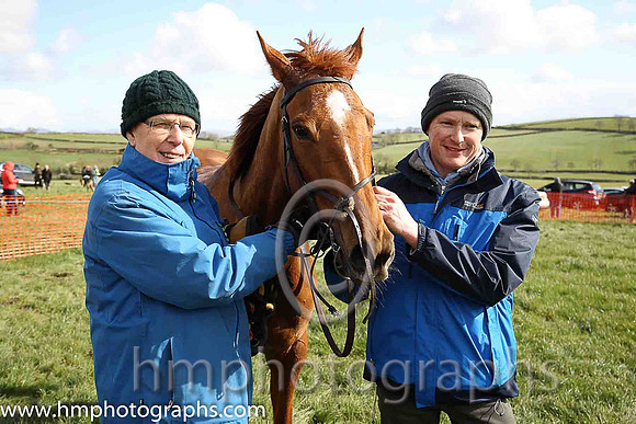 01st KINNACALLY and J C Barry ( 5 ,Antrim (H) - BLACK,white cross belts; blue sleeves; yellow cap ) Trainer: Paul McAleese,, Owner : William Logan