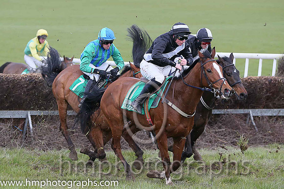 POYNTZPASS and J J Codd ( 11 , BLACK,white sash; black sleeves; black cap,white hoop ) Trainer: Mayne Kidd,, Owner : Mayne Kidd