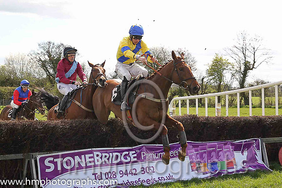 01st CASTLE CLYDE and M J O'Hare ( 6 , YELLOW,royal blue sash; yellow,royal blue armlet sleeves; royal blue cap,yellow star ) Trainer: George Stewart,, Owner : Stephanie Metcalfe