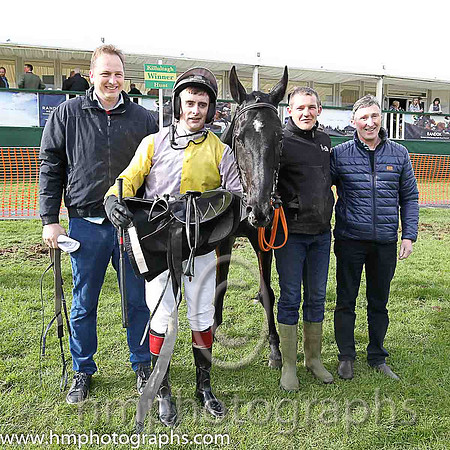 01st CHELATE and J A Kinsella ( 1 , MAUVE  YELLOW HLVD; mauve sleeves; mauve cap,yellow star ) Trainer: P.J. Rothwell,, Owner : P.J. Rothwell