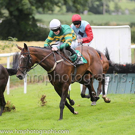 01st Teacher's Pet and L P Dempsey ( 8 , emerald green and orange hooped ) Trainer - J P Dempsey