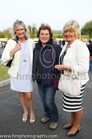 Claire Crawford, Edith Crawford and Elizabeth Gilmore at Down Royal