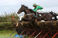 01 Chosen Dream & S Clements - winner (3, emerald green, red braces) - FT8E8370-e-80