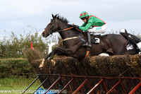 01 Chosen Dream & S Clements - winner (3, emerald green, red braces) - FT8E8370-75