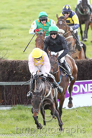STORM HOME and M J O'Hare ( 11 , PINK  YELLOW CHECK; pink sleeves; yellow cap ) Trainer: Warren Ewing,, Owner : Warren Ewing