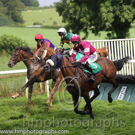 05 Better Part Of Me & B T O'Connell - 5th (3, Maroon, white star) - AA1V0834