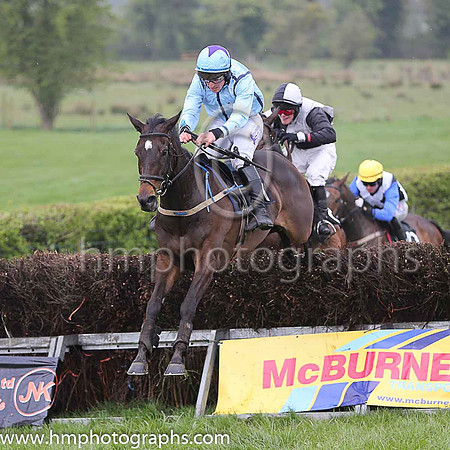 01st BALLYLUMFORD and B G Crawford ( 1 , LIGHT BLUE,navy seams; light blue sleeves; light blue cap,purple star ) Trainer: S.R.B. Crawford,, Owner : S.R.B. Crawford