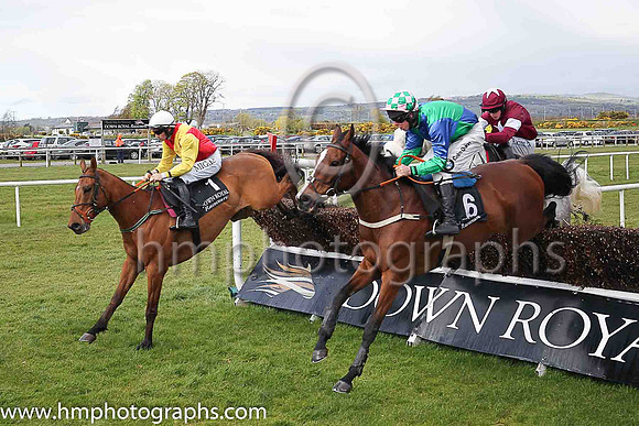 06th Stoughan Cross ( 6 , emerald green and royal blue qtrd ) and A E Lynch - Trainer : T Gibney - Owner : Moynalty Partnership