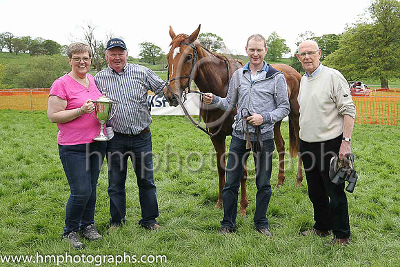 01st KINNACALLY and J C Barry ( 4 ,Antrim (H) - BLACK,white cross belts; blue sleeves; yellow cap ) Trainer: Paul McAleese,, Owner : William Logan