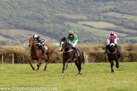 01 Chosen Dream & S Clements - winner (3, emerald green, red braces) - FT8E8366-73