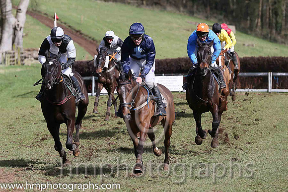 01st BRIDGE END and N McParlan ( 6 ,Antrim (H)?- BLUE  WHITE HOOPS; blue, plain sleeves; orange cap,white spots ) Trainer: I. R. Ferguson,, Owner : Ferguson Jane  Paul