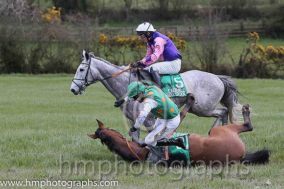 SECRET MAHLER and B O'Neill ( 12 , EMERALD GREEN,orange spots; white,orange spots sleeves; emerald green cap ) Trainer: Sean Thomas Doyle,, Owner : Syndicate Monbeg