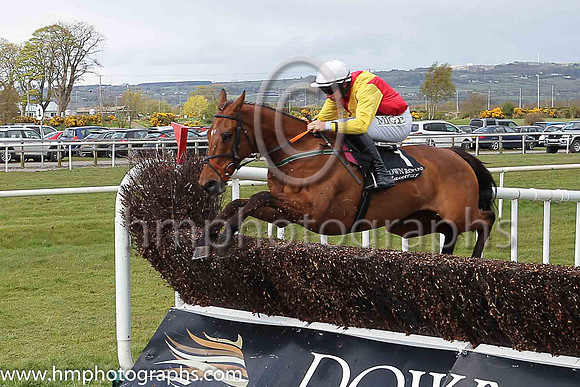 08th Abbey Lane ( 1 , red, yellow sash ) and A P Heskin - Trainer : C A McBratney - Owner : Mrs David McBratney