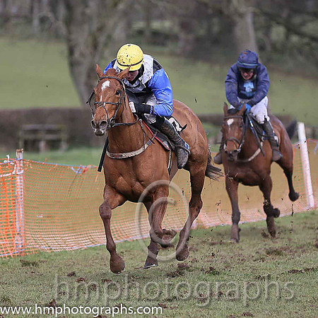 01st KINNACALLY? and J C Barry ( 3 , BLACK,white cross belts; blue sleeves; yellow cap ) Trainer: Paul McAleese,, Owner : William Logan
