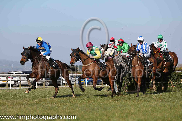 01st Colms Dream ( 7 , white,green stars ) and Donagh Meyler (5) - Trainer : Karl Thornton - Owner : Colm's Dream Syndicate