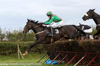 01 Chosen Dream & S Clements - winner (3, emerald green, red braces) - FT8E8371-76