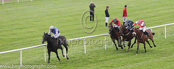 01st Fighting Days (13, royal blue, white sleeves ) and Shane Shortall, Trainer F Flood, Owner Kevin Cunningham and T Owens