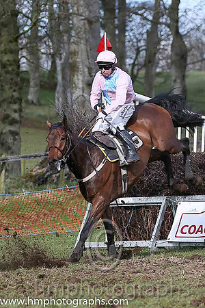SHAWSTOWN and J P McKeown ( 5 , PINK  LIGHT BLUE QTD; pink sleeves; pink cap,light blue star ) Trainer: Mrs Sarah Dawson,, Owner : Dr J.F. Dawson Peter Passmore