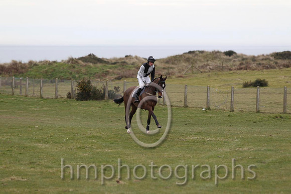 04 Butlersbridge & Derek O'Connor - 4th (1,black and white qtrd ) - FT8E0691-50