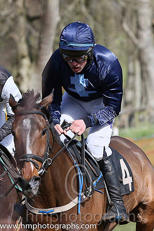 02nd BALLYHOWNE and B G Crawford ( 4 , LIGHT BLUE,navy seams; light blue, plain sleeves; light blue cap,purple star ) Trainer: S.R.B. Crawford,, Owner : Jill Davidson