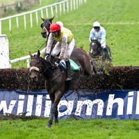 2011/10/15th - Downpatrick - Race 5 - 1635 - Williamhillbingo.com Handicap Chase