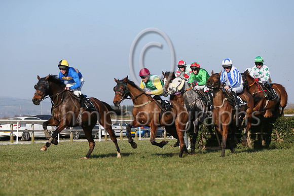 01st Colms Dream ( 7 , white,green stars ) and Donagh Meyler (5) - Trainer : Karl Thornton - Owner : Colm's Dream Syndicate